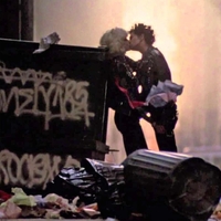 On na vrhuncu slave, ona nekdanja prostitutka - vse se je tragično končalo v sobi št. 100