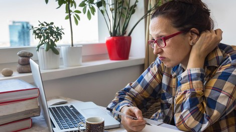 komentiranje, psihologija,