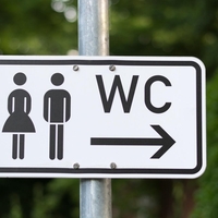 Ko boste to prebrali, papirja na javni školjki ne boste nikoli več polagali