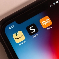 Shein, Temu, Amazon: Se nam kmalu obeta konec poceni izdelkov?