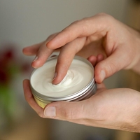 Testirali moške kreme za obraz, znamka L'Occitane doživela hud poraz