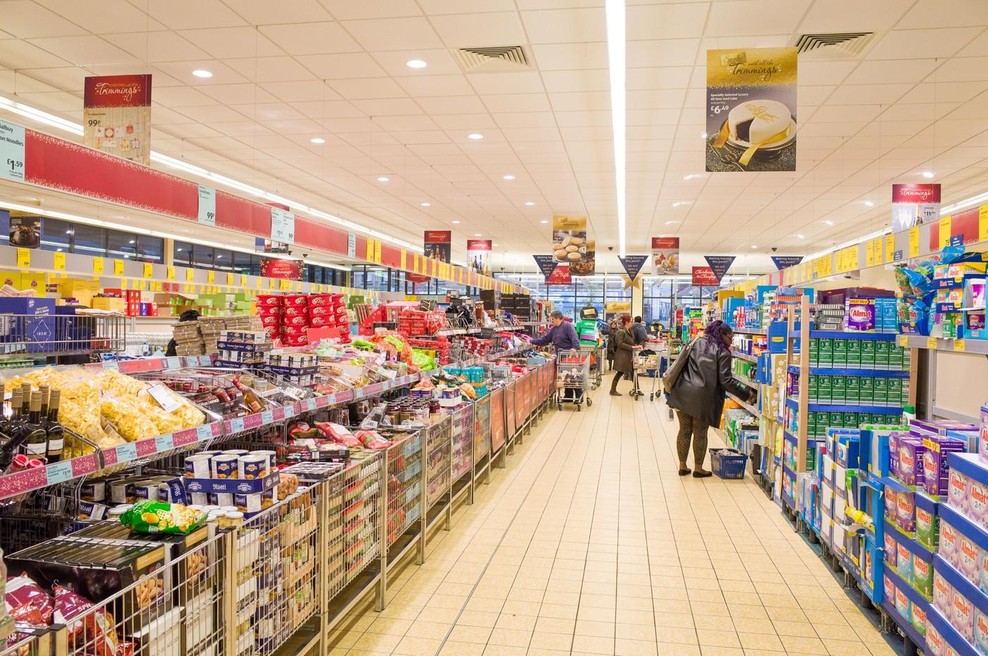 Hude obtožbe pretresle pri nas znanega trgovca – izdelek že umaknjen (foto: Profimedia)