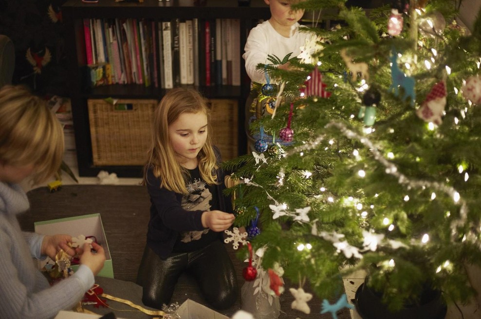 Pametna božična razsvetljava: Kako zares prihraniti elektriko (foto: Profimedia)