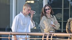 Justin Bieber z ženo Hailey.