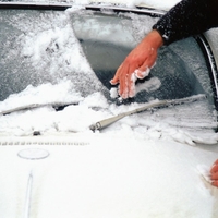 S tem trikom boste v 2 minutah odmrznili zaledenela stekla vašega avtomobila