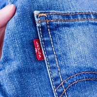 Bivši direktor Levi'sa razkril, kako najbolje očistiti kavbojke in to ni pranje v pralnem stroju