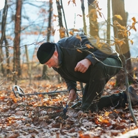Moški našel kamen in ga zadržal, prepričan, da je zlato. Izkazalo se je, da je še veliko bolj dragocen