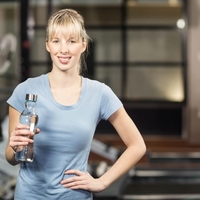 Napaka, ki jo dela skoraj vsak: toliko vode dejansko potrebuje vaše telo