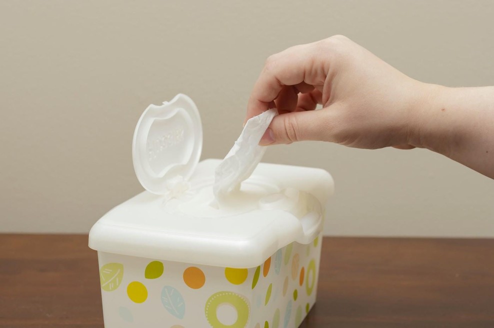 Temna stran vlažilnih robčkov, ki je mnogi ne vedo in skriva žalostno resnico (foto: Profimedia)