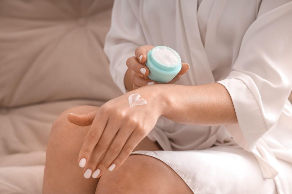 Domača krema za roke iz samo 3 sestavin, ki jo naredite v 15 minutah (foto: Profimedia)