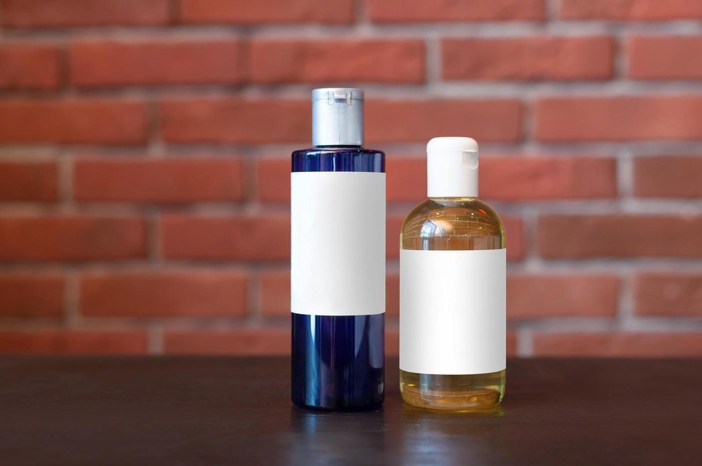 Preverite, če ima tudi vaš šampon to nevarno sestavino in premislite, če ga boste še uporabili (foto: Profimedia)