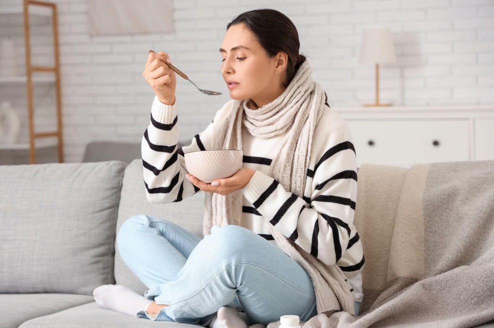 Nikoli ne jejte tega, ko ste zboleli: Ta hrana lahko poslabša prehlad (foto: profimedia)