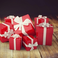 Božična darila, ki vam bodo prihranila veliko denarja in stresa, naredite pa jih lahko celo sami