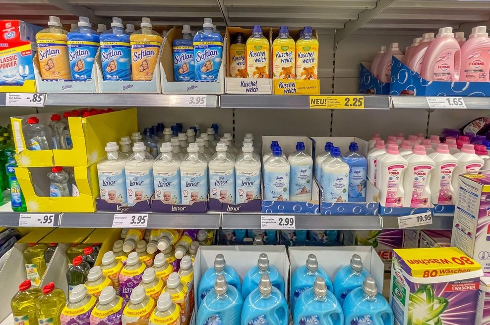 Test pralnih praškov za belo perilo: Plastika skoraj v vsakem sredstvu (foto: Profimedia)