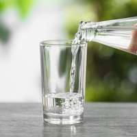 Ima mineralna voda iz steklenice zares boljši okus? Takšno je uradno pojasnilo