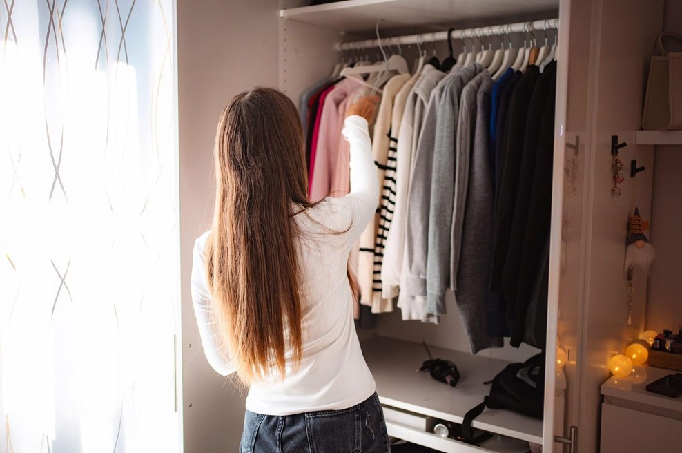 Ko je še živela s cimrami, je bilo povsem običajno, da je vzela obleke iz omar sostanovalk (foto: Profimedia)