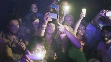 Za razliko od preteklosti je kokain med današnjimi mladimi generacijami postal družbeno bolj sprejemljiv.