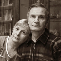 Zgrožena, ker se njen ostareli oče želi spet poročiti: "Samo 5 let po materini smrti? To je nespoštljivo"