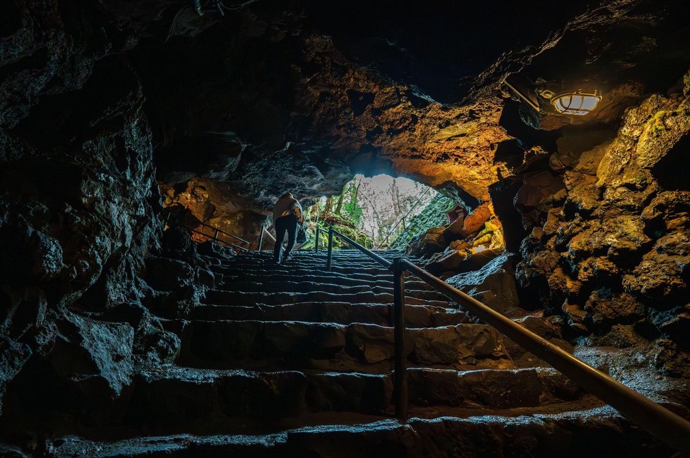 Proti vrhu najvišje gore se je podal ob 2. uri zjutraj. Niti sanjalo se mu ni, kaj ga tam čaka (foto: profimedia)