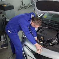 Izkušeni vozniki dodajajo sodo bikarbono v antifriz - in to je razlog zakaj