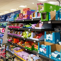 Zavajajoči triki supermarketov, ki jim nasedemo in zanje sploh ne vemo