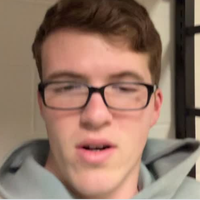 182 dni je treniral samo eno stran telesa in šokiral z videzom: "Bizarno!"