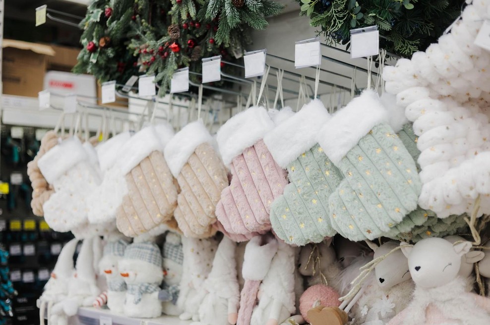 Številni trgovci razočarani nad slabo prodajo pred božičnimi prazniki, potrošniki letos zelo zadržani (foto: Profimedia)