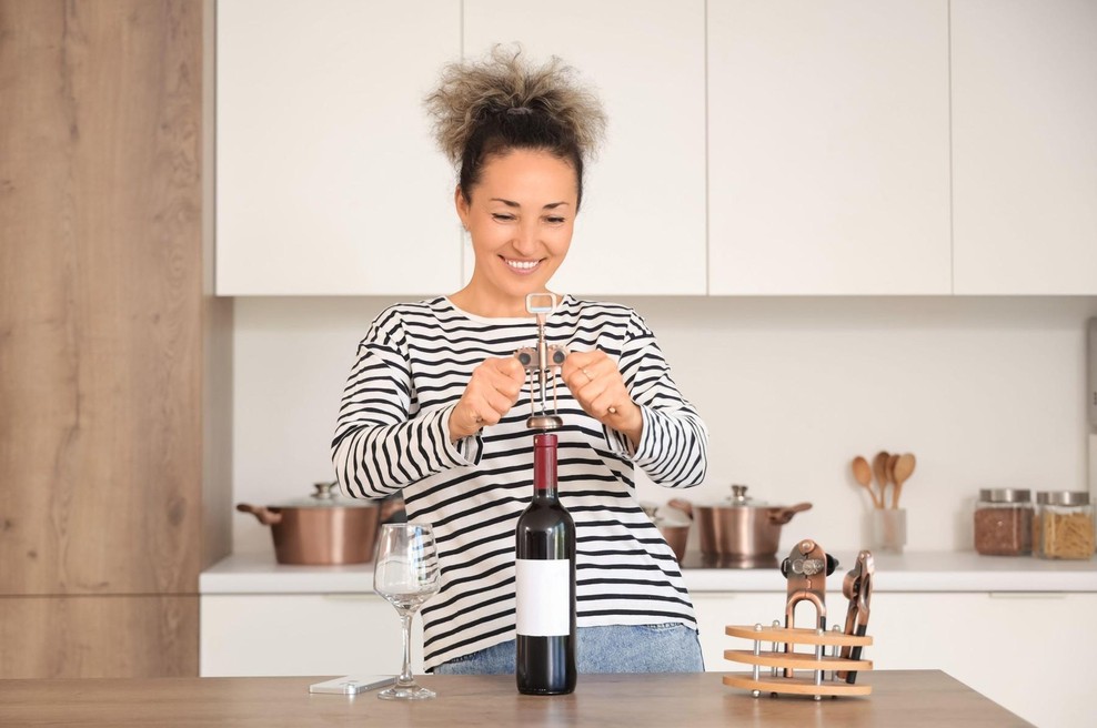 Kako podaljšati rok trajanja odprtega vina? (foto: profimedia)