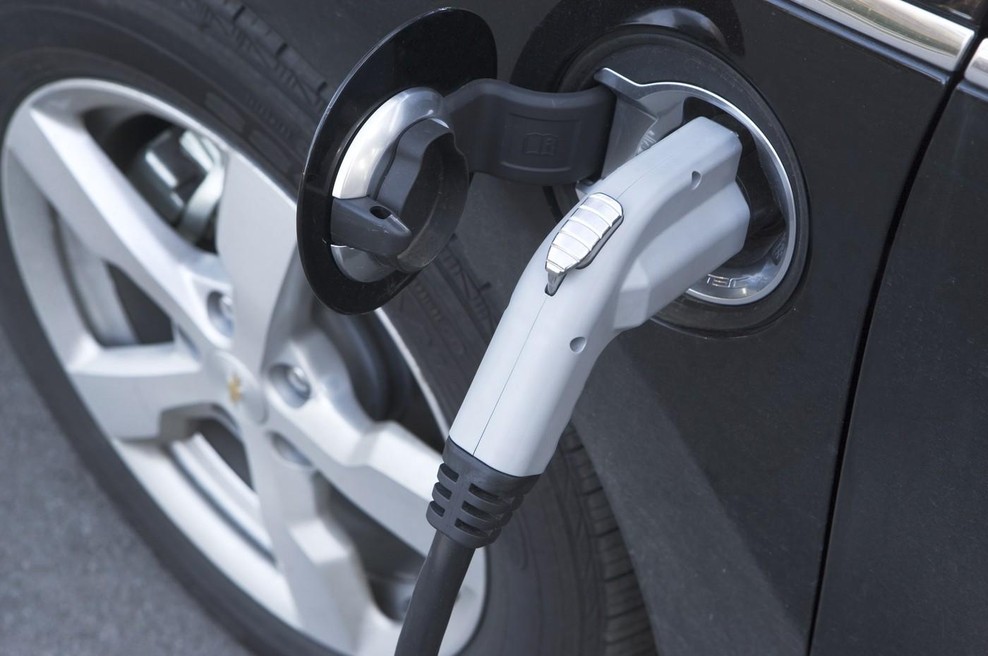 Imate električni avtomobil: Hude prevare na polnilnicah za e-avtomobile (foto: Profimedia)