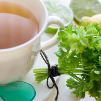 Rešitev za ledvice: čaj, ki pomaga pri izločanju peska in kamnov