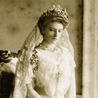 Freud je mati princa Philipa zaprl v norišnico za 2 leti - in to, kar so ji tam počeli, je bilo strašno