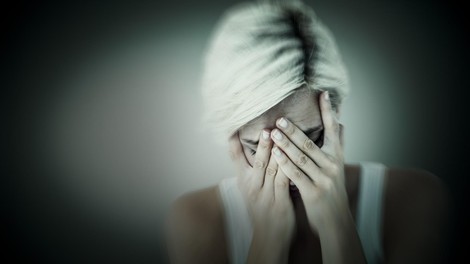 tesnoba, anksioznost, samopoškodovanje