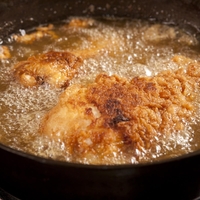 Skrivna sestavina za paniranje: dodajte malo te pijače in dobili boste najbolj hrustljavo skorjico