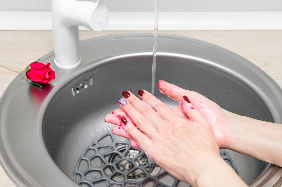 Tekoče ali trdo milo: katero manj izsušuje roke? (foto: profimedia)