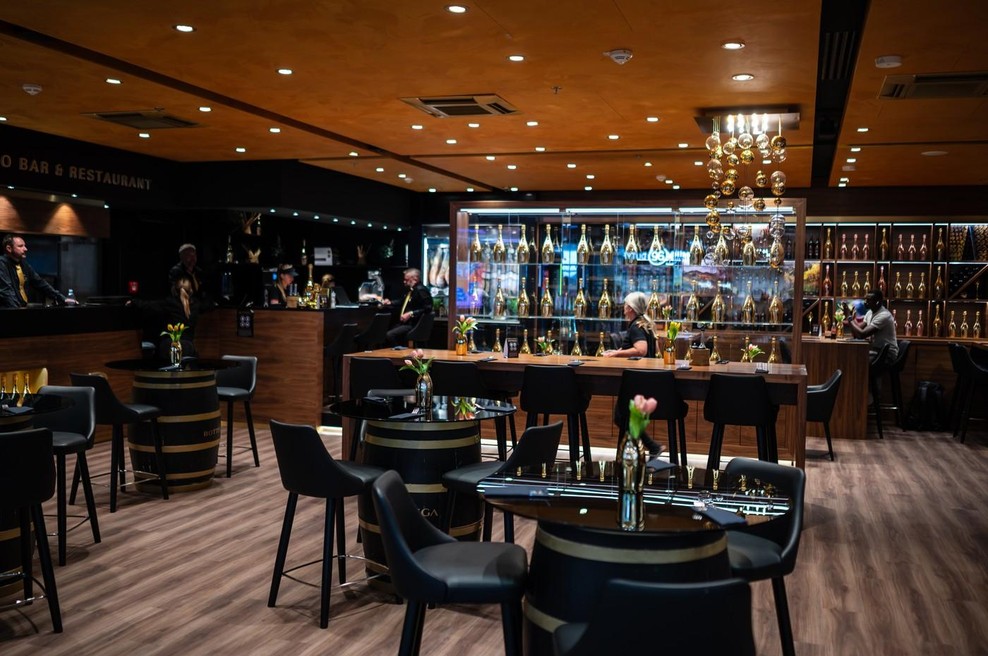 Ta pri nas znani hotel ponuja plačo do 2.200 evrov, nastanitev in hrano, a delavcev ni (foto: profimedia)