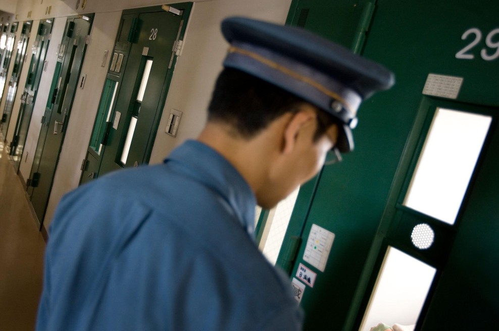 Zapor, v katerega ljudje odhajajo prostovoljno: plačajo 80 evrov, da spijo na tleh (foto: profimedia)