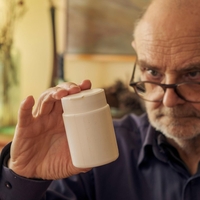 Kako živijo upokojenci v enosobnem stanovanju: Če delate takšne napake, tvegate