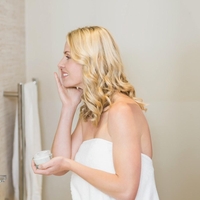 Recept za domač vlažilen tonik, ki ga lahko naredite v 10 minutah