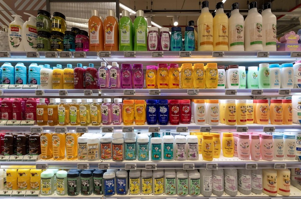 Testirali šampone: Te najbolj znane znamke pogorele na testu, zmagala pa je ta poceni znamka (foto: Profimedia)