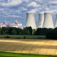 Bivanje v bližini jedrskih elektrarn je povezano z višjo umrljivostjo zaradi raka