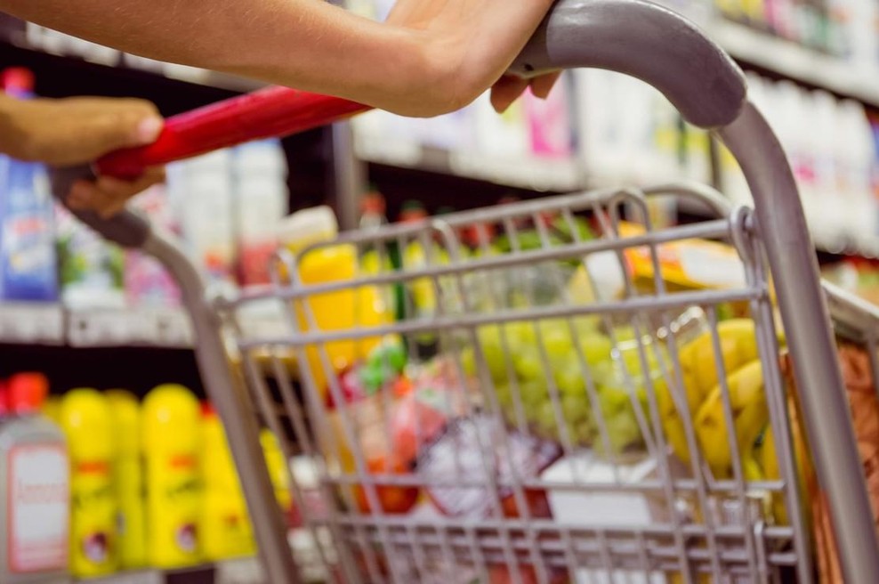 Ali nakupujete na samopostrežni blagajni? To je psihološka past, zapravite lahko celo 40 % več (foto: profimedia)