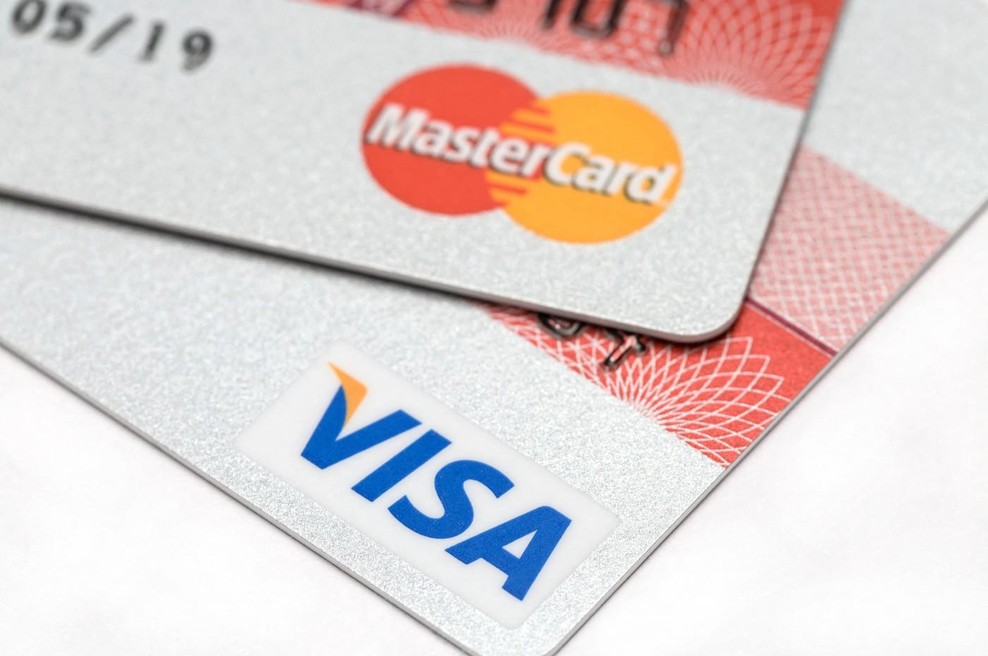 Konec za Viso in Mastercard? Takšna prihodnost se obeta (foto: Profimedia)