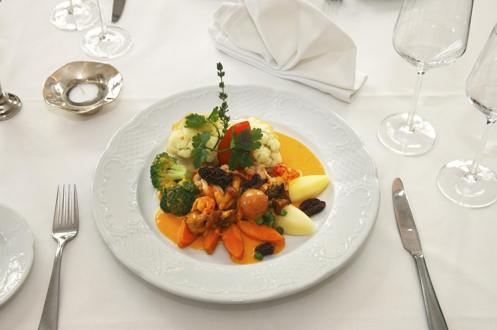 "Od kdaj je to normalno": račun iz restavracije sprožil burno razpravo (foto: Profimedia)