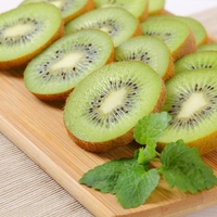 Kivi dela čudeže za organizem: Ščiti srce in zmanjšuje pogostost prehladov