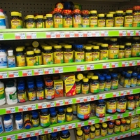 Strokovnjaki razkrivajo, katera prehranska dopolnila je smiselno jemati in kako se izogniti zapravljanju denarja