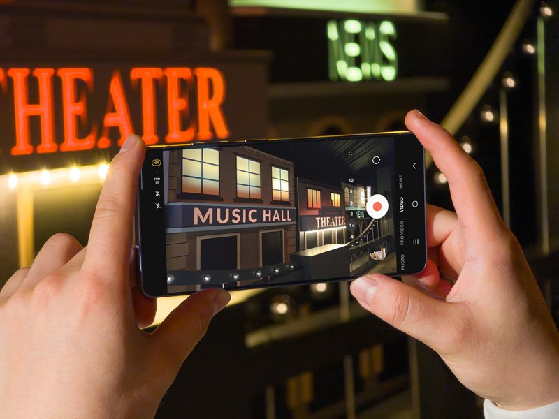 Nova generacija telefona, ki že navdušuje ustvarjalce vsebin