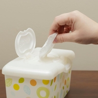 Zakaj bi se morali vlažilnim robčkom čim bolj izogibati?