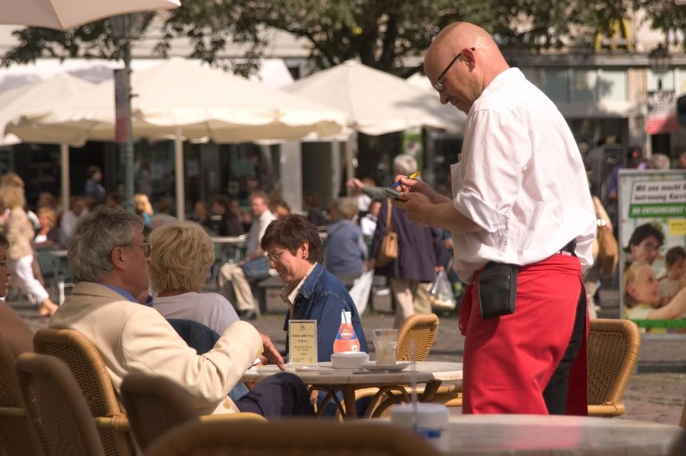 Analizirali restavracije, tukaj so cene zares zasoljene (foto: Profimedia)
