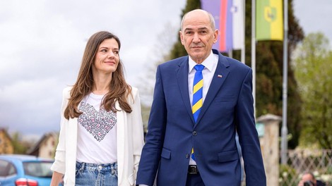 Urška Bačovnik Janša