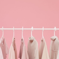 Zakaj bi morali vedno nositi bombaž, lan ali svilo in kako to vpliva na našo vibracijo